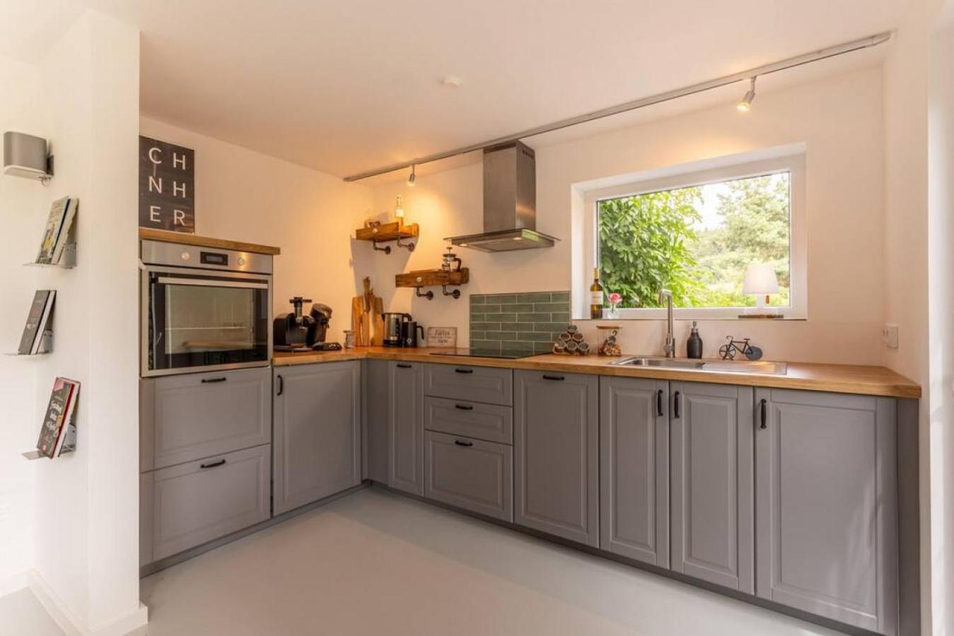 Adenauer Zwoelf - Das 5 Sterne Ferienhaus Mit Sauna Und Garten Am Eifelsteig Kerpen  Exterior foto